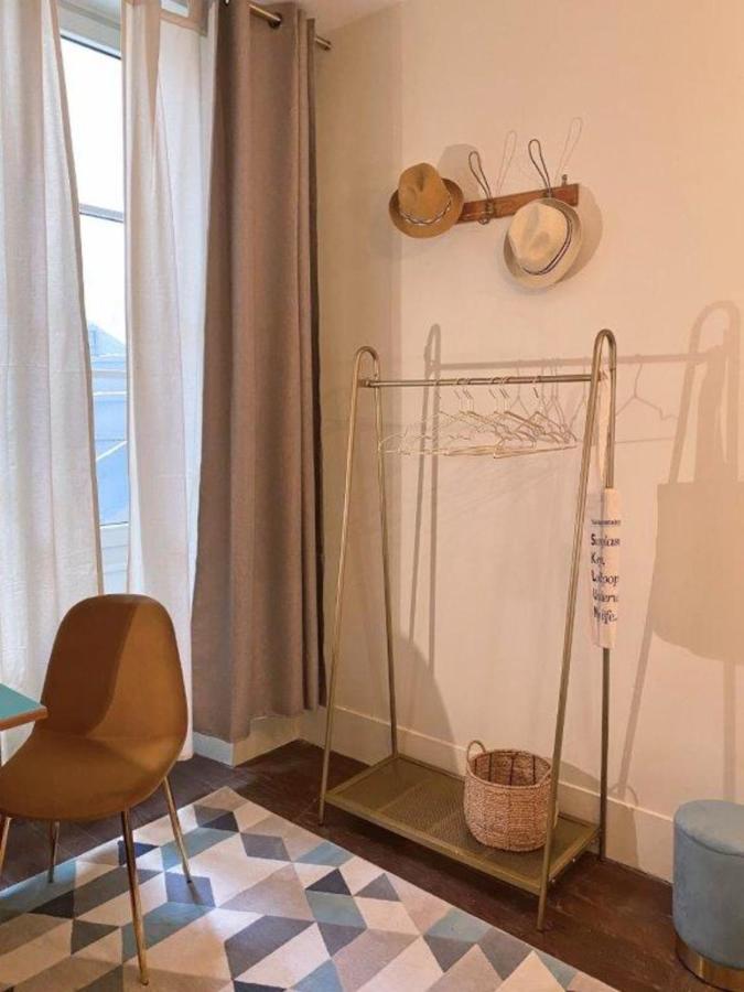 Les Fresques De Leon Apartman Tournus Kültér fotó